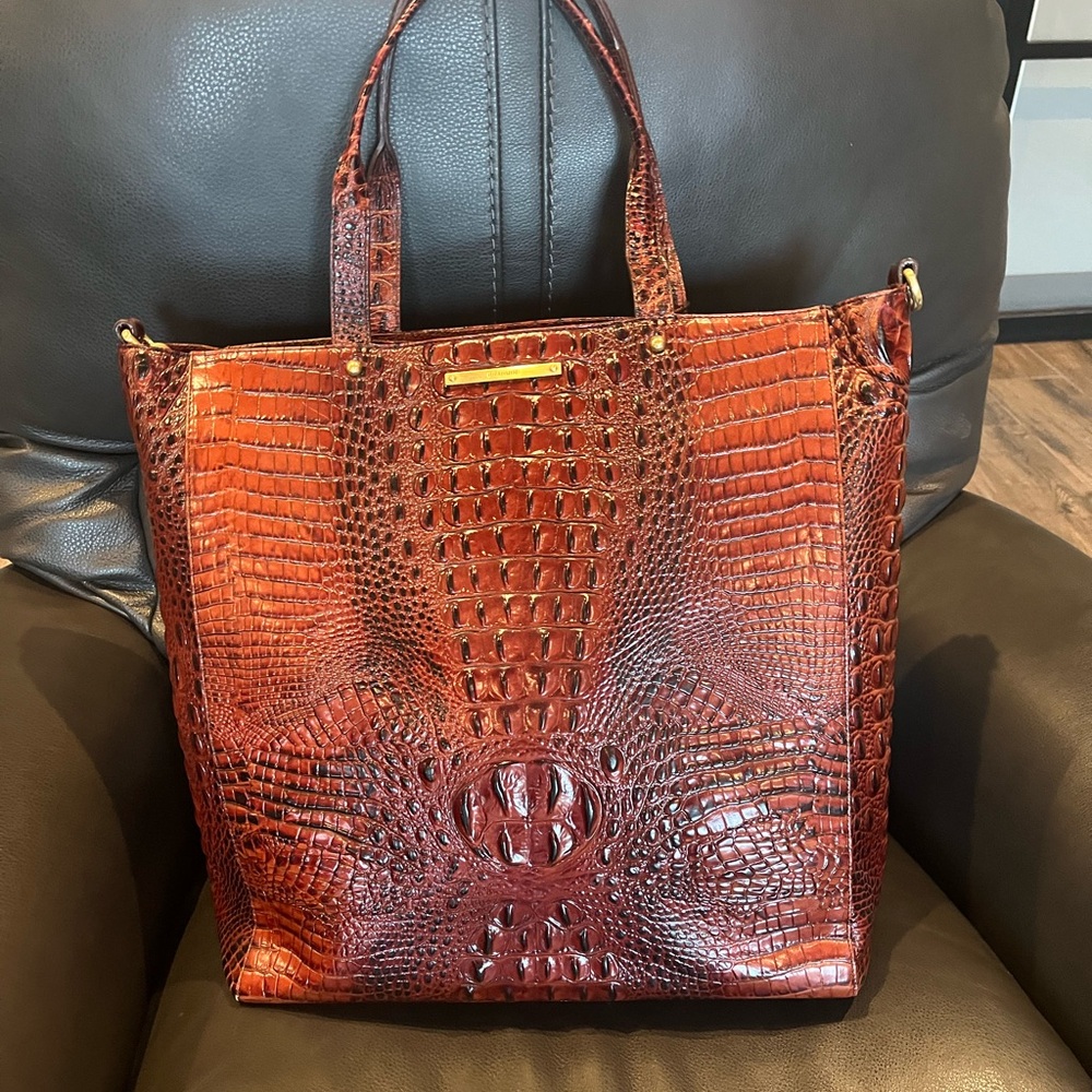 Large Brahmin Bag- pecan